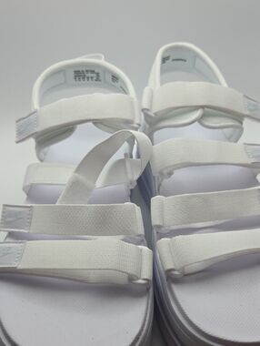 Womens Nike Icon White Adjustable Strap Sandals